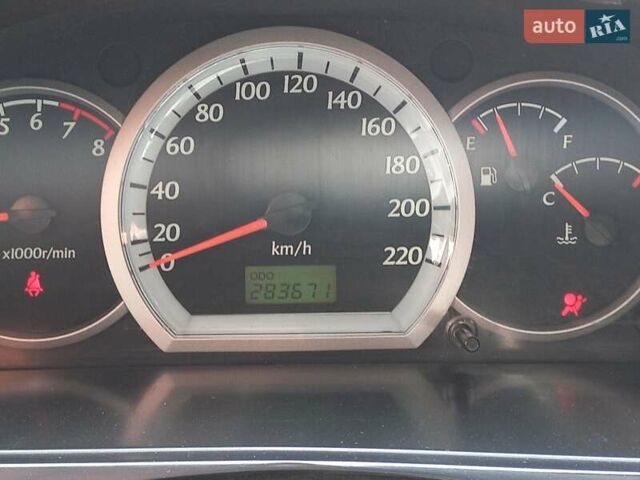 Черный Шевроле Лачетти, объемом двигателя 1.6 л и пробегом 284 тыс. км за 3700 $, фото 7 на Automoto.ua