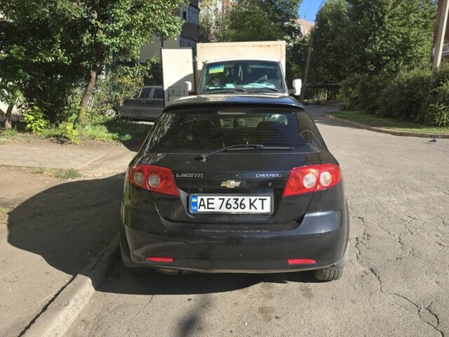 Черный Шевроле Лачетти, объемом двигателя 1.8 л и пробегом 242 тыс. км за 4999 $, фото 2 на Automoto.ua