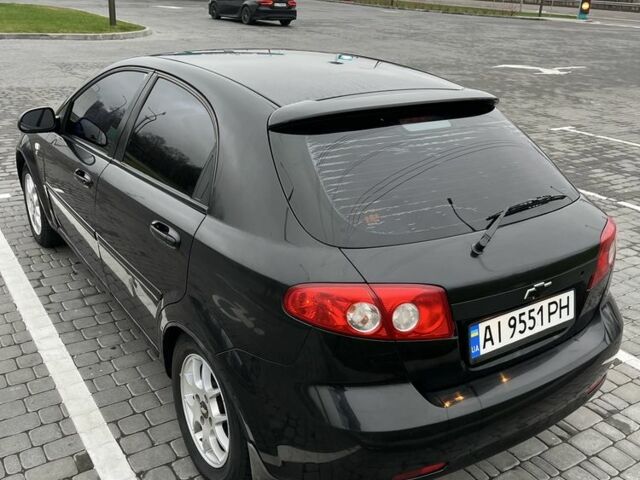 Черный Шевроле Лачетти, объемом двигателя 1.6 л и пробегом 320 тыс. км за 4000 $, фото 2 на Automoto.ua