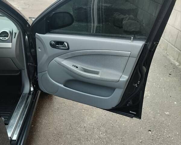 Черный Шевроле Лачетти, объемом двигателя 1.8 л и пробегом 268 тыс. км за 4400 $, фото 23 на Automoto.ua