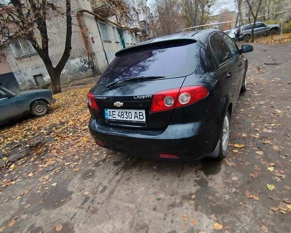 Черный Шевроле Лачетти, объемом двигателя 1.8 л и пробегом 267 тыс. км за 3500 $, фото 4 на Automoto.ua