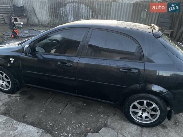 Чорний Шевроле Лачетті, об'ємом двигуна 1.6 л та пробігом 219 тис. км за 3300 $, фото 5 на Automoto.ua