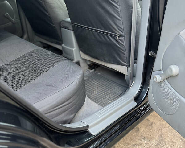 Черный Шевроле Лачетти, объемом двигателя 1.6 л и пробегом 209 тыс. км за 3850 $, фото 20 на Automoto.ua