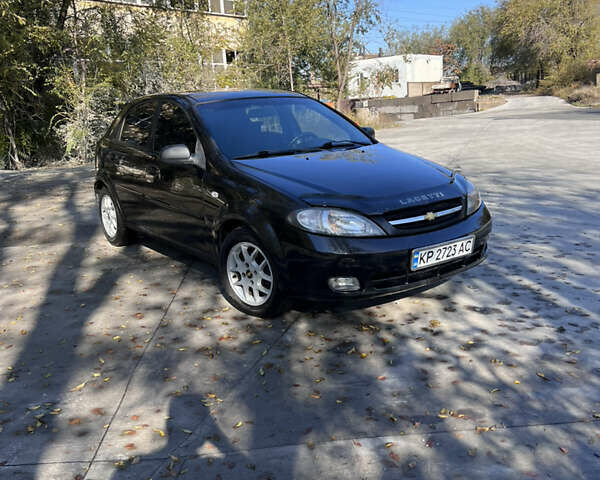 Черный Шевроле Лачетти, объемом двигателя 1.6 л и пробегом 334 тыс. км за 3899 $, фото 1 на Automoto.ua