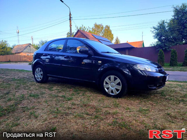 Черный Шевроле Лачетти, объемом двигателя 1.6 л и пробегом 189 тыс. км за 4500 $, фото 5 на Automoto.ua