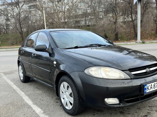 Черный Шевроле Лачетти, объемом двигателя 1.6 л и пробегом 270 тыс. км за 3700 $, фото 1 на Automoto.ua