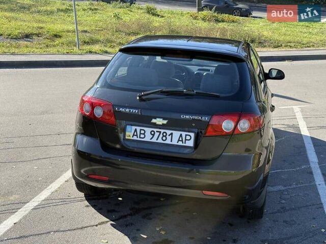 Черный Шевроле Лачетти, объемом двигателя 1.6 л и пробегом 140 тыс. км за 4300 $, фото 3 на Automoto.ua