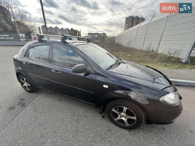 Черный Шевроле Лачетти, объемом двигателя 1.6 л и пробегом 110 тыс. км за 4600 $, фото 35 на Automoto.ua