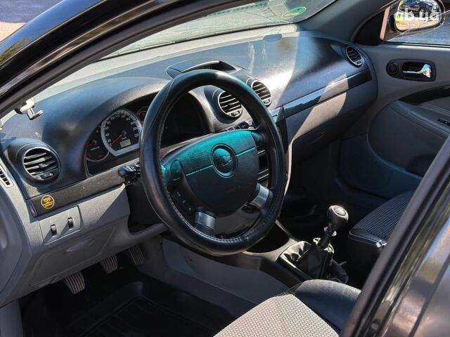 Черный Шевроле Лачетти, объемом двигателя 1.8 л и пробегом 146 тыс. км за 4990 $, фото 25 на Automoto.ua