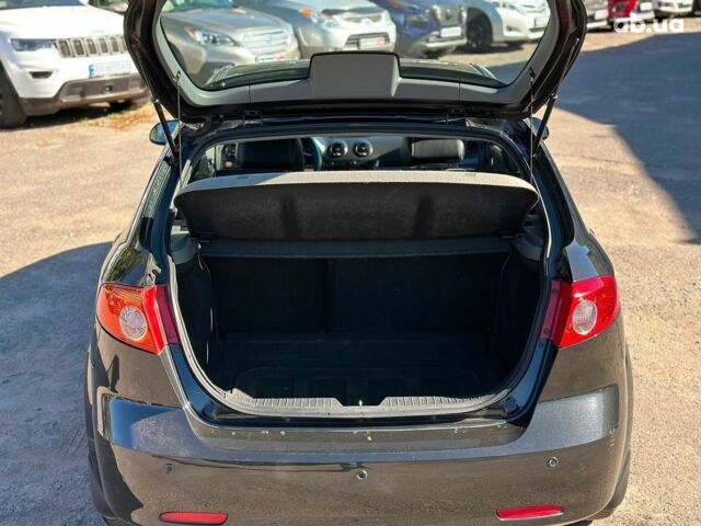 Черный Шевроле Лачетти, объемом двигателя 1.8 л и пробегом 146 тыс. км за 4990 $, фото 8 на Automoto.ua