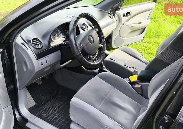 Черный Шевроле Лачетти, объемом двигателя 1.6 л и пробегом 251 тыс. км за 3500 $, фото 7 на Automoto.ua