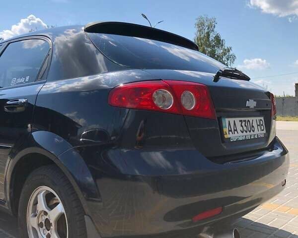 Черный Шевроле Лачетти, объемом двигателя 1.6 л и пробегом 334 тыс. км за 4200 $, фото 10 на Automoto.ua