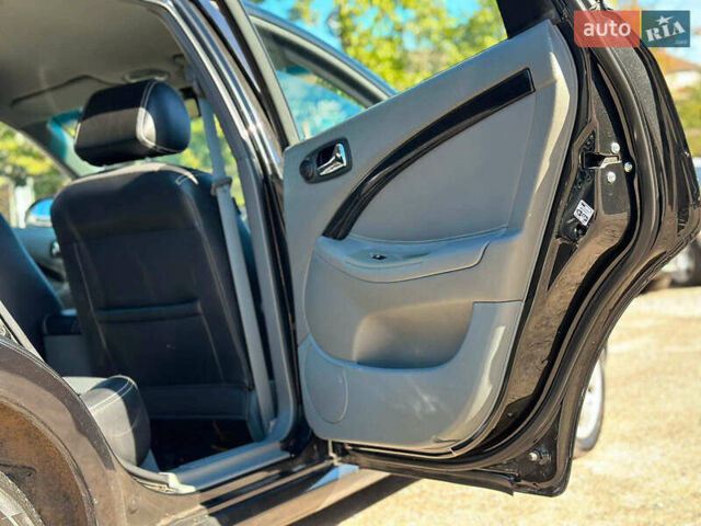 Черный Шевроле Лачетти, объемом двигателя 1.8 л и пробегом 146 тыс. км за 4990 $, фото 12 на Automoto.ua