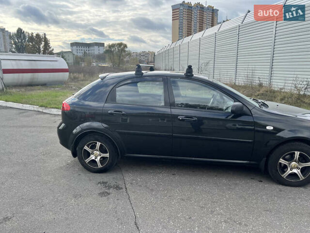 Черный Шевроле Лачетти, объемом двигателя 1.6 л и пробегом 110 тыс. км за 4600 $, фото 22 на Automoto.ua