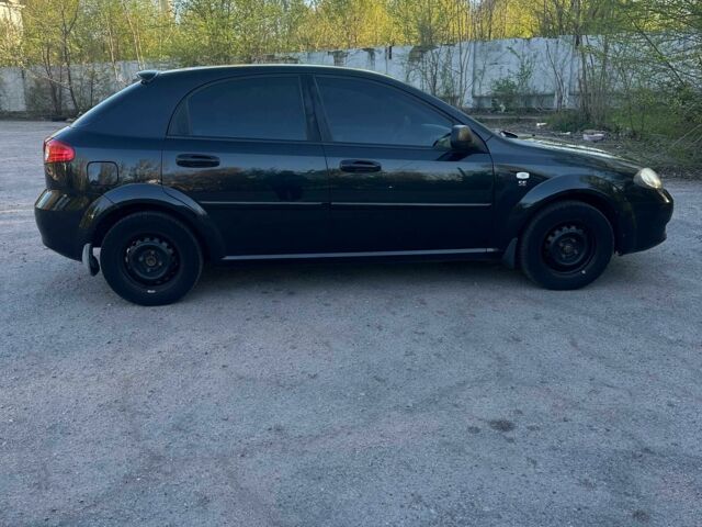 Черный Шевроле Лачетти, объемом двигателя 1.6 л и пробегом 153 тыс. км за 4199 $, фото 3 на Automoto.ua