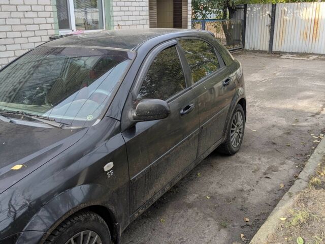 Черный Шевроле Лачетти, объемом двигателя 1.6 л и пробегом 206 тыс. км за 4000 $, фото 2 на Automoto.ua