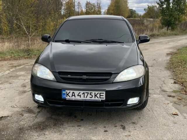 Черный Шевроле Лачетти, объемом двигателя 1.8 л и пробегом 205 тыс. км за 4900 $, фото 2 на Automoto.ua