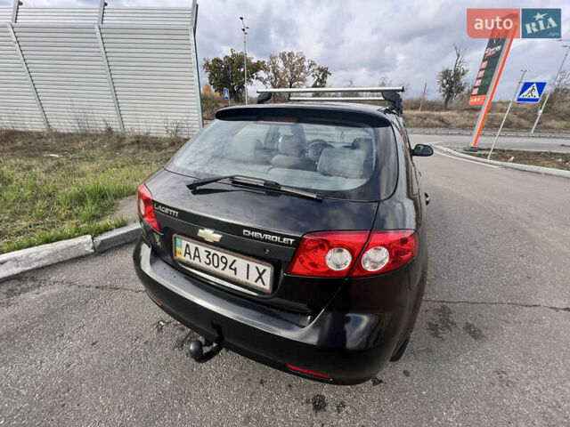 Черный Шевроле Лачетти, объемом двигателя 1.6 л и пробегом 110 тыс. км за 4600 $, фото 37 на Automoto.ua