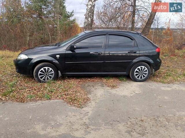 Черный Шевроле Лачетти, объемом двигателя 1.6 л и пробегом 210 тыс. км за 3700 $, фото 7 на Automoto.ua