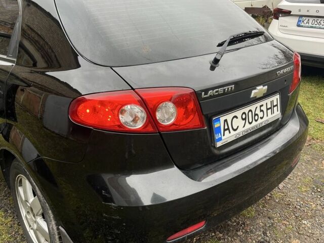 Черный Шевроле Лачетти, объемом двигателя 1.8 л и пробегом 151 тыс. км за 3600 $, фото 2 на Automoto.ua
