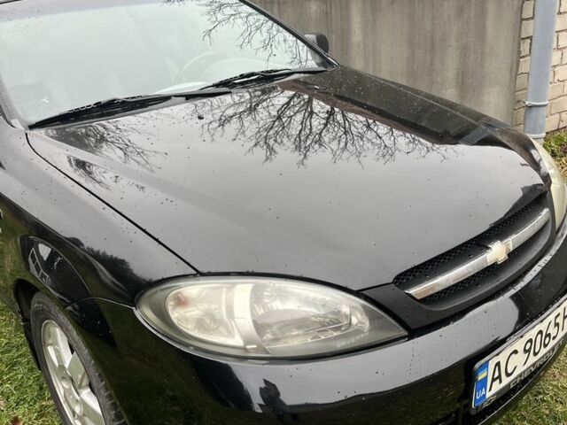 Черный Шевроле Лачетти, объемом двигателя 1.8 л и пробегом 151 тыс. км за 3600 $, фото 6 на Automoto.ua