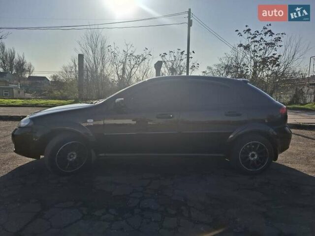 Черный Шевроле Лачетти, объемом двигателя 1.8 л и пробегом 136 тыс. км за 4800 $, фото 9 на Automoto.ua