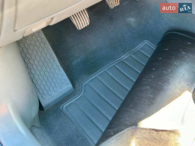 Черный Шевроле Лачетти, объемом двигателя 1.8 л и пробегом 146 тыс. км за 4990 $, фото 24 на Automoto.ua