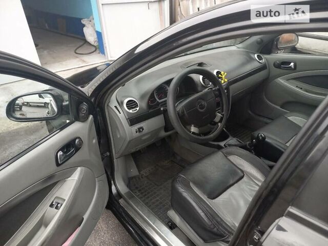Чорний Шевроле Лачетті, об'ємом двигуна 1.6 л та пробігом 270 тис. км за 3300 $, фото 3 на Automoto.ua