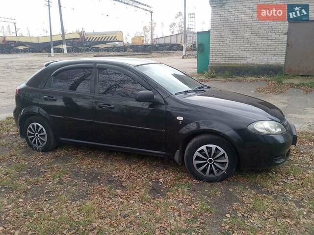 Черный Шевроле Лачетти, объемом двигателя 1.6 л и пробегом 210 тыс. км за 3700 $, фото 5 на Automoto.ua