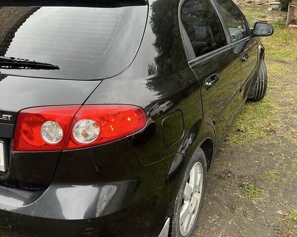 Черный Шевроле Лачетти, объемом двигателя 1.8 л и пробегом 151 тыс. км за 3600 $, фото 3 на Automoto.ua