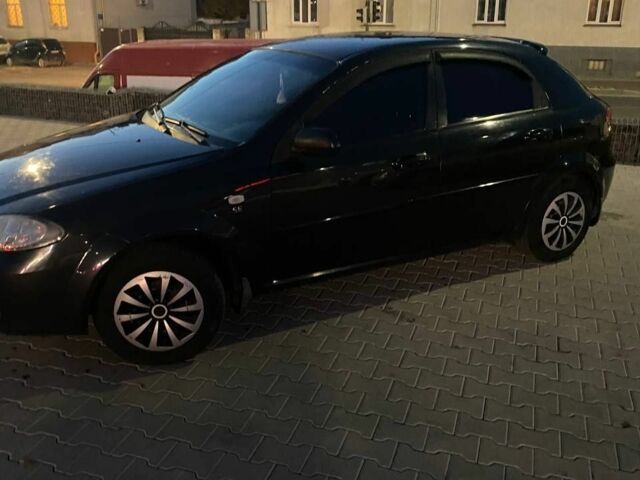 Черный Шевроле Лачетти, объемом двигателя 1.6 л и пробегом 208 тыс. км за 3700 $, фото 3 на Automoto.ua