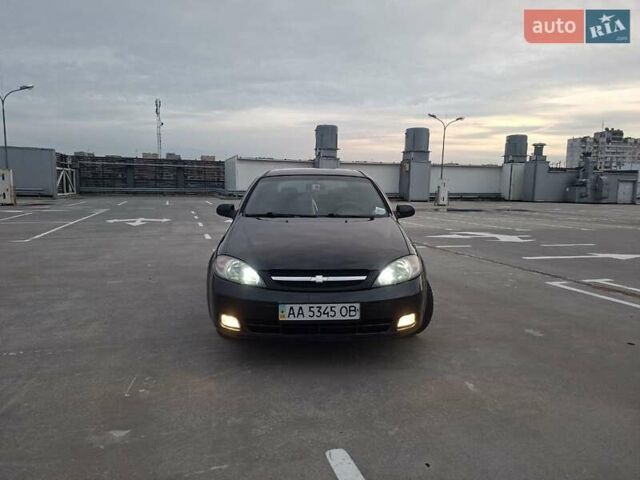 Черный Шевроле Лачетти, объемом двигателя 1.6 л и пробегом 217 тыс. км за 4000 $, фото 2 на Automoto.ua