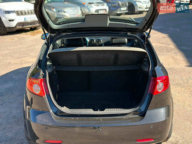 Черный Шевроле Лачетти, объемом двигателя 1.8 л и пробегом 146 тыс. км за 4990 $, фото 8 на Automoto.ua