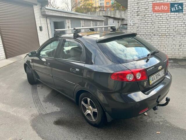 Черный Шевроле Лачетти, объемом двигателя 1.6 л и пробегом 110 тыс. км за 4600 $, фото 9 на Automoto.ua