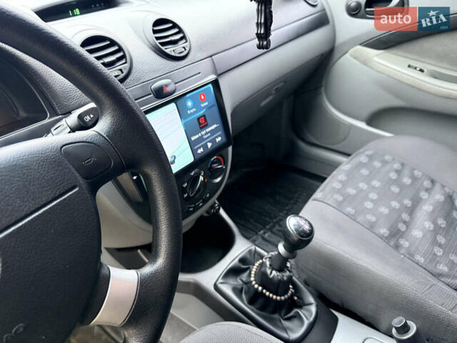 Черный Шевроле Лачетти, объемом двигателя 1.6 л и пробегом 50 тыс. км за 6100 $, фото 12 на Automoto.ua