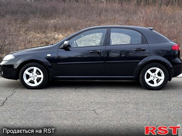 Чорний Шевроле Лачетті, об'ємом двигуна 1.6 л та пробігом 167 тис. км за 4800 $, фото 8 на Automoto.ua