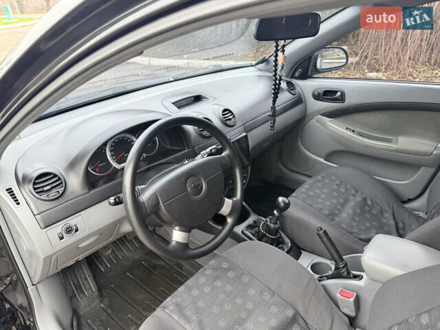 Черный Шевроле Лачетти, объемом двигателя 1.6 л и пробегом 50 тыс. км за 6100 $, фото 7 на Automoto.ua