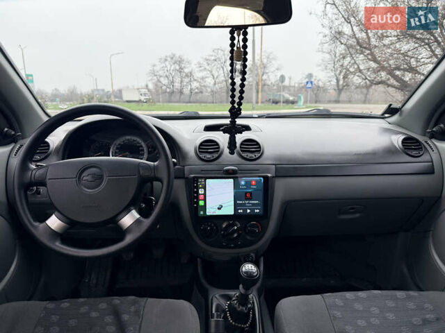 Черный Шевроле Лачетти, объемом двигателя 1.6 л и пробегом 50 тыс. км за 6100 $, фото 6 на Automoto.ua