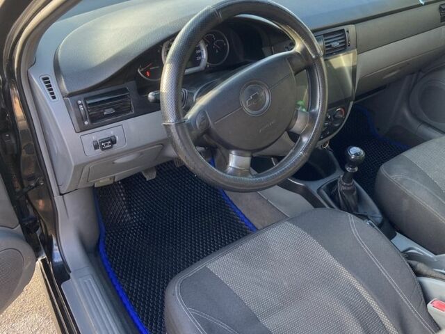 Чорний Шевроле Лачетті, об'ємом двигуна 1.6 л та пробігом 300 тис. км за 3200 $, фото 7 на Automoto.ua