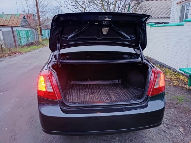 Черный Шевроле Лачетти, объемом двигателя 1.8 л и пробегом 241 тыс. км за 4300 $, фото 6 на Automoto.ua