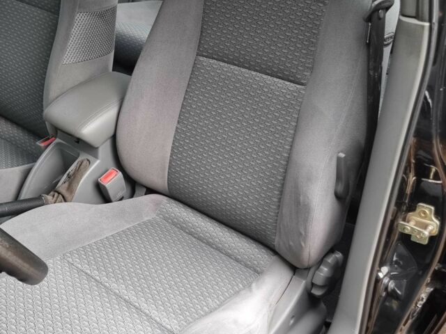 Черный Шевроле Лачетти, объемом двигателя 1.8 л и пробегом 168 тыс. км за 3000 $, фото 7 на Automoto.ua