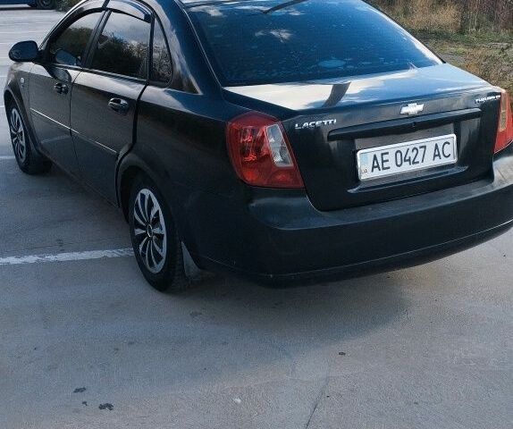 Черный Шевроле Лачетти, объемом двигателя 1.8 л и пробегом 362 тыс. км за 4209 $, фото 3 на Automoto.ua