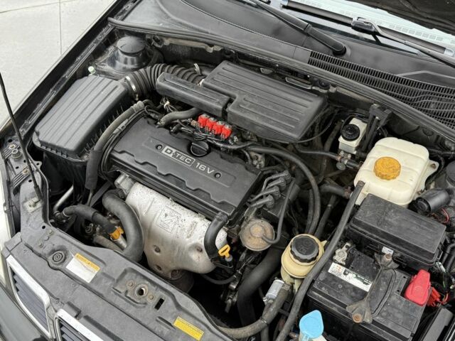 Черный Шевроле Лачетти, объемом двигателя 1.8 л и пробегом 171 тыс. км за 4300 $, фото 4 на Automoto.ua