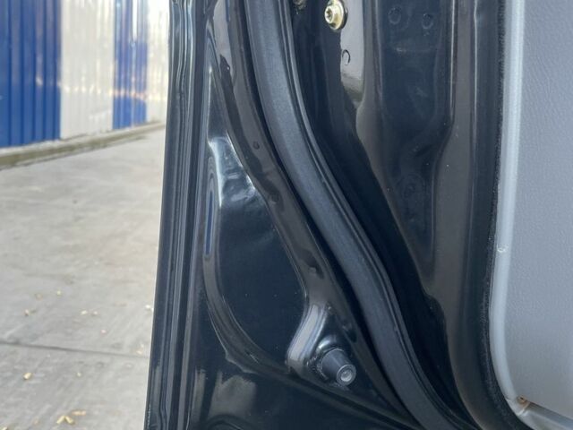 Черный Шевроле Лачетти, объемом двигателя 1.8 л и пробегом 298 тыс. км за 4200 $, фото 8 на Automoto.ua