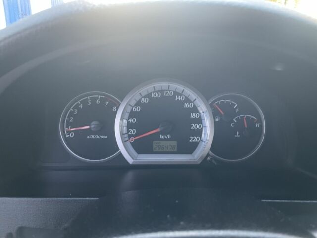 Черный Шевроле Лачетти, объемом двигателя 1.8 л и пробегом 298 тыс. км за 4200 $, фото 16 на Automoto.ua