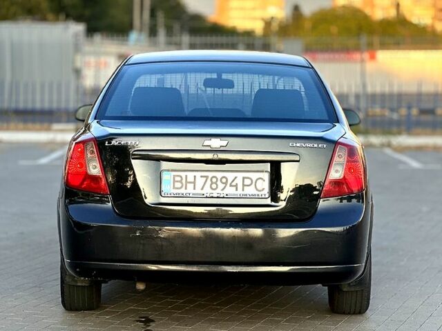 Черный Шевроле Лачетти, объемом двигателя 1.8 л и пробегом 450 тыс. км за 3499 $, фото 2 на Automoto.ua