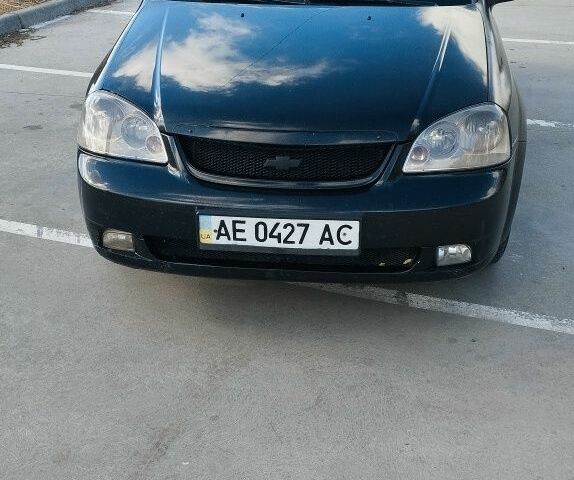 Черный Шевроле Лачетти, объемом двигателя 1.8 л и пробегом 362 тыс. км за 4209 $, фото 6 на Automoto.ua