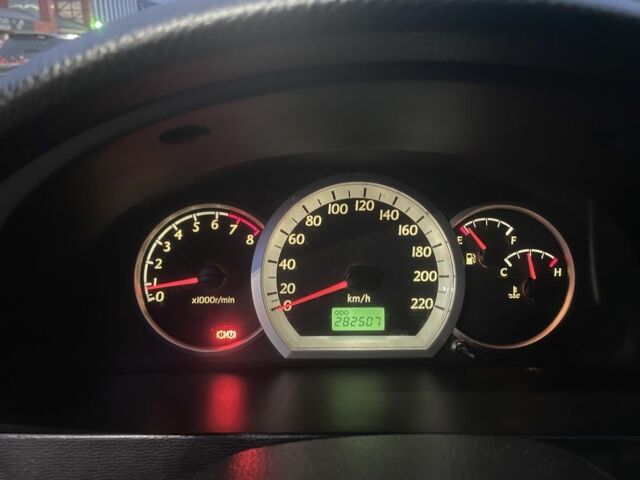 Черный Шевроле Лачетти, объемом двигателя 1.8 л и пробегом 280 тыс. км за 4200 $, фото 7 на Automoto.ua