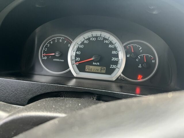 Черный Шевроле Лачетти, объемом двигателя 1.8 л и пробегом 266 тыс. км за 4500 $, фото 5 на Automoto.ua