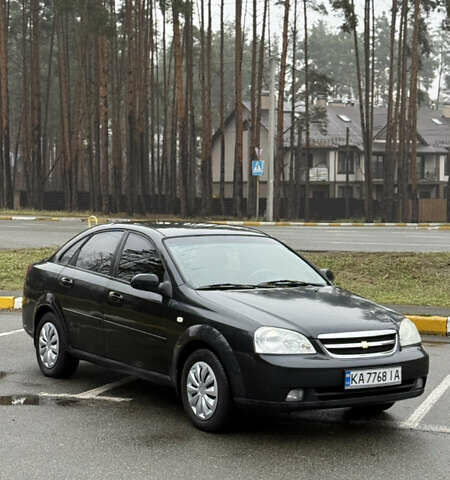 Черный Шевроле Лачетти, объемом двигателя 1.8 л и пробегом 190 тыс. км за 3650 $, фото 5 на Automoto.ua